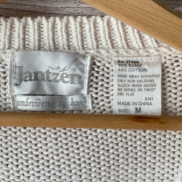 Vintage Jantzen Embroidered by Hand Sweater Floral V Neck Size Medium - Picture 10 of 14